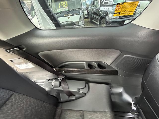 ヴェルファイアハイブリッド ZR(32枚目)