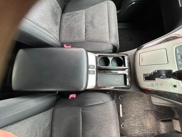 ヴェルファイアハイブリッド ZR(36枚目)