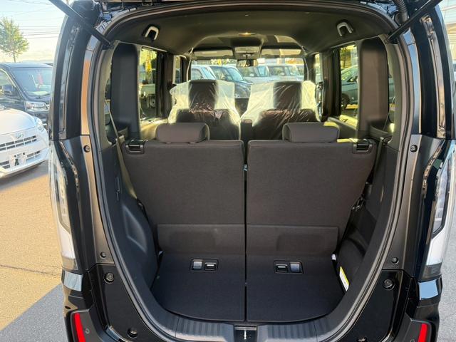 N-BOXカスタム ベースグレード AT・4WD・スマートキー・両側スライド片側パワードア・ステアリングスイッチ・クルーズコントロール・横滑り防止装置・シートヒーター・バックカメラ・LEDヘッドライト・純正アルミホイール(35枚目)