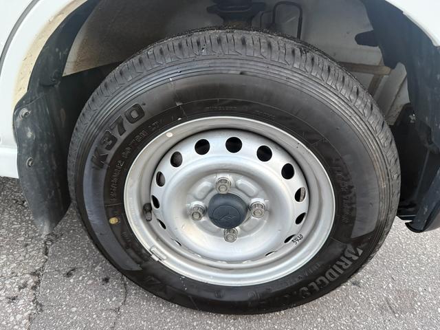 ハイゼットカーゴ スペシャルクリーンハイルーフ4WD キーレス・ちょいCamベッドキット付き・パートタイム4WD・リアヒーター・アイドリングストップ 両側スライドドア フルフラット エアバッグ エアコン パワーステアリング パワーウィンドウ ABS(44枚目)