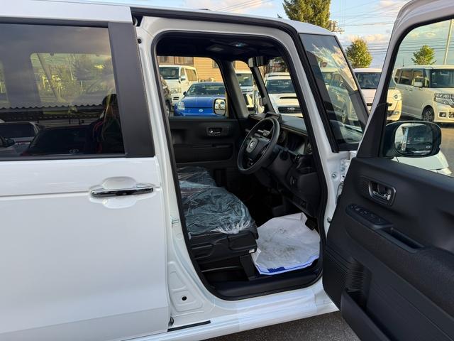 当店では皆様に安心してお車を運転していただくための自動車保険への加入やＪＡＦへの加入もおこなえますのでご希望の方はお気軽にご相談ください。