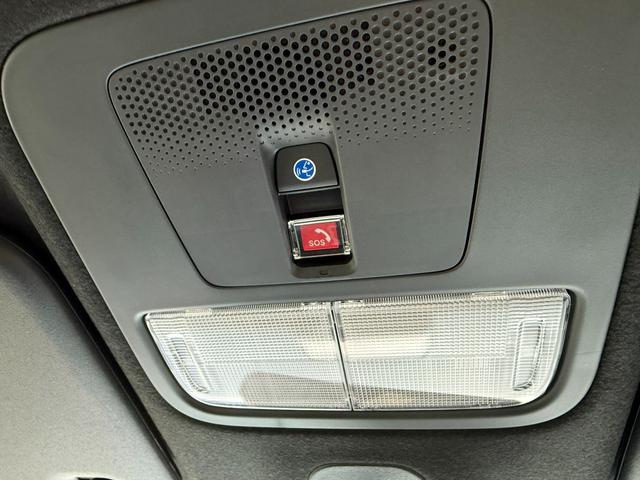 広々とした商談スペースでは、お客様と安全に商談ができるように配慮しております！使用後はスタッフが速やかに清掃し、快適に過ごしていただけるよう徹底管理しております！