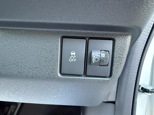 初めてお車を購入される方でも、わかりやすく丁寧にご説明させて頂きます！カタログも豊富に取り揃えております！もちろんお車を見るだけでも大歓迎です♪ご来店を心よりお待ちしております！