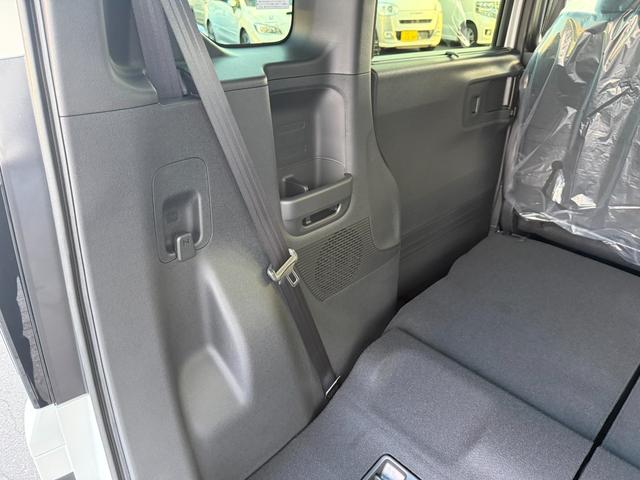 店内は開放感のあるショールームでゆっくりとお過ごしいただけます！さらにはキッズスペースやおむつ交換台付の多機能トイレも完備しており、ご家族皆様で安心してご来店いただけます！