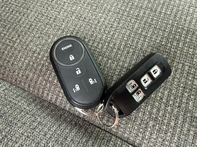 N-BOX G・EXホンダセンシング プッシュスタート・エンジンスターター・純正ナビ・フルセグTV・バックカメラ・両側パワースライドドア・ブレーキサポート・クルーズコントロール・レーンキープアシスト・ビルドインETC・横滑り防止装置(40枚目)