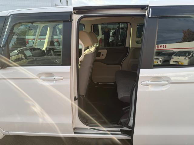 N-BOX G・EXホンダセンシング プッシュスタート・エンジンスターター・純正ナビ・フルセグTV・バックカメラ・両側パワースライドドア・ブレーキサポート・クルーズコントロール・レーンキープアシスト・ビルドインETC・横滑り防止装置(44枚目)