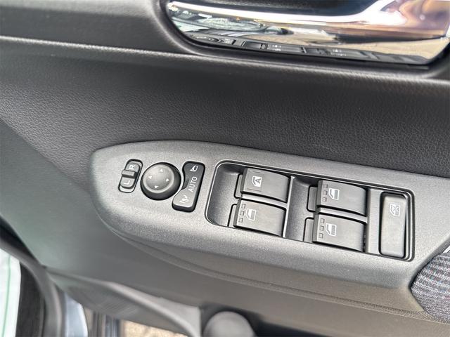 ムーヴ ＲＳ　４ＷＤ　バックカメラ　両側電動スライドドア　ナビ　ＴＶ　クリアランスソナー　オートクルーズコントロール　衝突被害軽減システム　オートライト　ＬＥＤヘッドランプ　スマートキー　アイドリングストップ（11枚目）