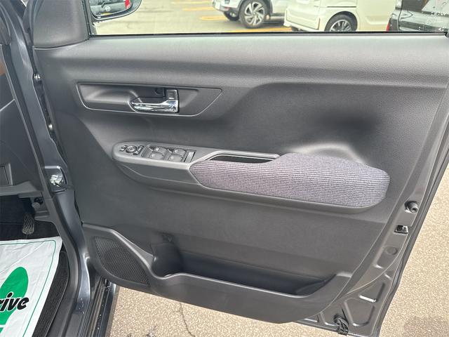 ムーヴ ＲＳ　４ＷＤ　バックカメラ　両側電動スライドドア　ナビ　ＴＶ　クリアランスソナー　オートクルーズコントロール　衝突被害軽減システム　オートライト　ＬＥＤヘッドランプ　スマートキー　アイドリングストップ（29枚目）