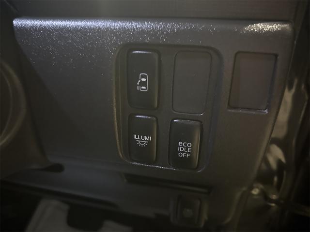 開け閉めラクラク電動スライドドア♪荷物が多いときなど大変助かりますね！