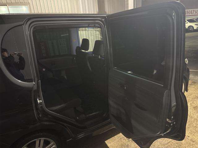 この度は当店のお車をご覧になっていただき、誠にありがとうございます。じっくり現車確認して頂けるよう、ご準備を致します！