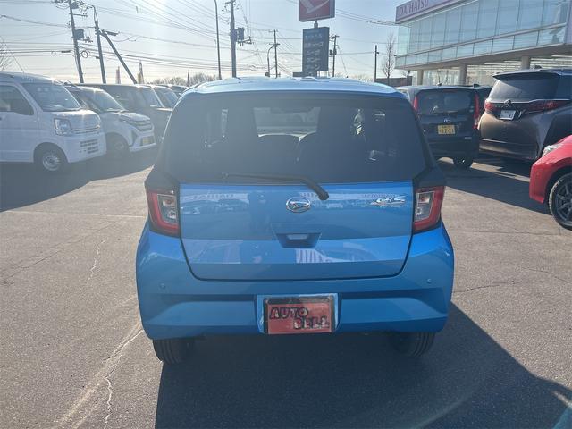 ミライース Ｘ　ＳＡＩＩＩ　４ＷＤ　クリアランスソナー　衝突被害軽減システム　オートマチックハイビーム　オートライト　ＬＥＤヘッドランプ　キーレスエントリー　アイドリングストップ　ＣＶＴ　盗難防止システム　ＡＢＳ　ＥＳＣ（7枚目）