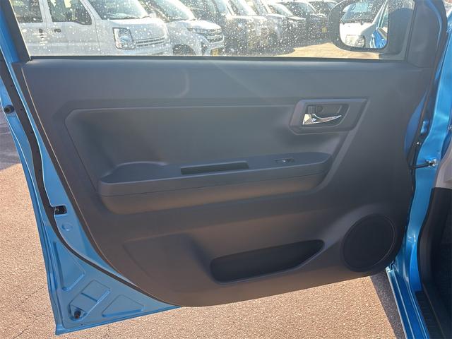 ミライース Ｘ　ＳＡＩＩＩ　４ＷＤ　クリアランスソナー　衝突被害軽減システム　オートマチックハイビーム　オートライト　ＬＥＤヘッドランプ　キーレスエントリー　アイドリングストップ　ＣＶＴ　盗難防止システム　ＡＢＳ　ＥＳＣ（22枚目）