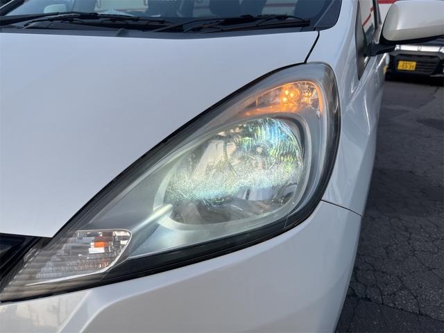 フィット １３Ｇ・スマートセレクション　ファインスタイル　ナビ　アルミホイール　ＨＩＤ　スマートキー　電動格納ミラー　ＣＶＴ　盗難防止システム　衝突安全ボディ　ＡＢＳ　エアコン　パワーステアリング（46枚目）