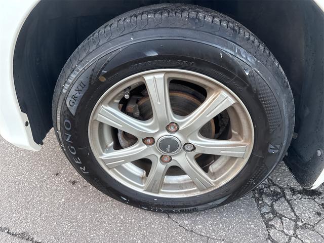 フィット １３Ｇ・スマートセレクション　ファインスタイル　ナビ　アルミホイール　ＨＩＤ　スマートキー　電動格納ミラー　ＣＶＴ　盗難防止システム　衝突安全ボディ　ＡＢＳ　エアコン　パワーステアリング（47枚目）