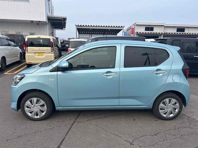 ミライース Ｘ　ＳＡＩＩＩ　４ＷＤ　クリアランスソナー　衝突被害軽減システム　オートライト　ＬＥＤヘッドランプ　キーレスエントリー　アイドリングストップ　電動格納ミラー　ＣＶＴ　盗難防止システム　ＡＢＳ　ＥＳＣ　衝突安全ボディ（5枚目）