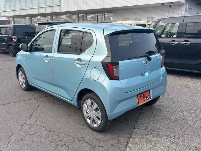 ミライース Ｘ　ＳＡＩＩＩ　４ＷＤ　クリアランスソナー　衝突被害軽減システム　オートライト　ＬＥＤヘッドランプ　キーレスエントリー　アイドリングストップ　電動格納ミラー　ＣＶＴ　盗難防止システム　ＡＢＳ　ＥＳＣ　衝突安全ボディ（6枚目）