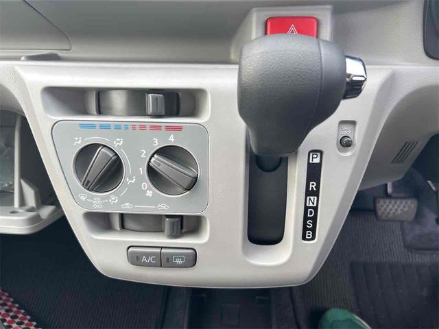 ミライース Ｘ　ＳＡＩＩＩ　４ＷＤ　クリアランスソナー　衝突被害軽減システム　オートライト　ＬＥＤヘッドランプ　キーレスエントリー　アイドリングストップ　電動格納ミラー　ＣＶＴ　盗難防止システム　ＡＢＳ　ＥＳＣ　衝突安全ボディ（18枚目）