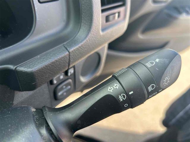 ハイエースバン ロング ハイルーフ キャンピングカー 4WD キャンピングカー ドライブレコーダー ETC 全周囲カメラ ナビ TV レーンアシスト 衝突被害軽減システム スライドドア オートマチックハイビーム キーレスエントリー 電動格納ミラー(16枚目)