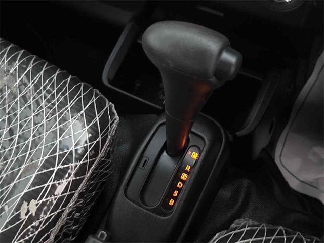 ハイゼットトラック ジャンボエクストラ　４ＷＤ　ＣＶＴ　衝突被害軽減システム　クリアランスソナー　ナビ　ＴＶ　スマートキー　アイドリングストップ　電動格納ミラー　オートライト　ＥＳＣ　エアコン　パワーステアリング（8枚目）