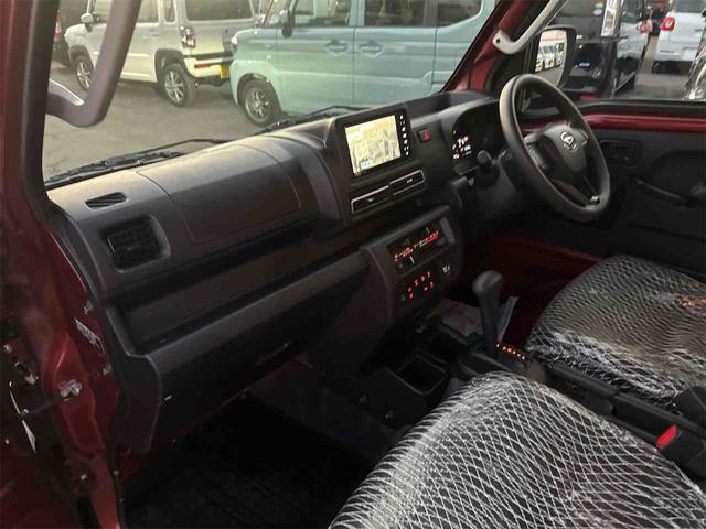 ハイゼットトラック ジャンボエクストラ　４ＷＤ　ＣＶＴ　衝突被害軽減システム　クリアランスソナー　ナビ　ＴＶ　スマートキー　アイドリングストップ　電動格納ミラー　オートライト　ＥＳＣ　エアコン　パワーステアリング（24枚目）