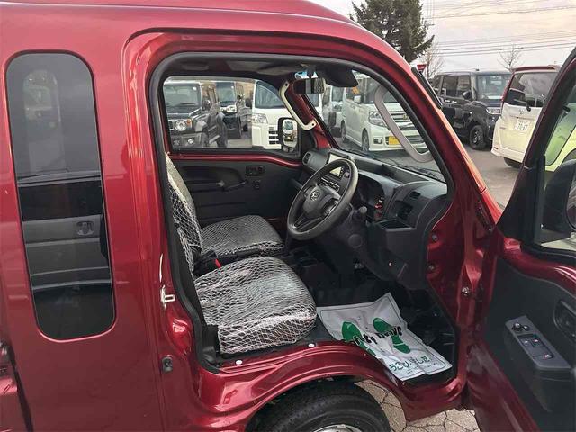 ハイゼットトラック ジャンボエクストラ　４ＷＤ　ＣＶＴ　衝突被害軽減システム　クリアランスソナー　ナビ　ＴＶ　スマートキー　アイドリングストップ　電動格納ミラー　オートライト　ＥＳＣ　エアコン　パワーステアリング（32枚目）