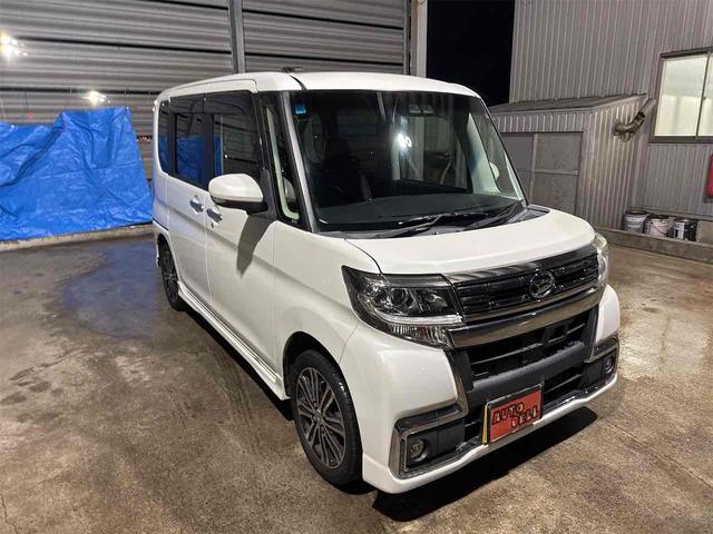 タント カスタムＲＳ　トップエディションＳＡＩＩＩ　４ＷＤ　両側電動スライドドア　ナビ　クリアランスソナー　衝突被害軽減システム　オートマチックハイビーム　オートライト　ＬＥＤヘッドランプ　スマートキー　アイドリングストップ　電動格納ミラー（3枚目）