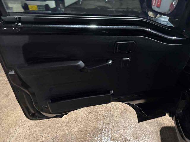ハイゼットトラック ジャンボエクストラ　４ＷＤ　ＣＶＴ　衝突被害軽減システム　クリアランスソナー　スマートキー　アイドリングストップ　電動格納ミラー　ＥＳＣ　エアコン　パワーウィンドウ　ＨＡＲＤＣＡＲＧＯ　ルーフキャリア　ＬＥＤワークライト（27枚目）