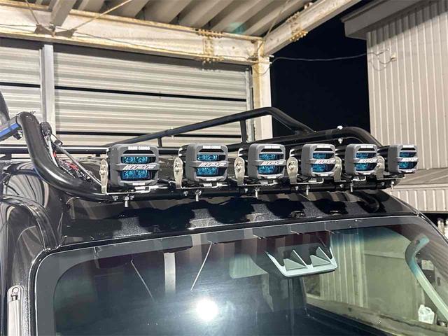 ハイゼットトラック ジャンボエクストラ　４ＷＤ　ＣＶＴ　衝突被害軽減システム　クリアランスソナー　スマートキー　アイドリングストップ　電動格納ミラー　ＥＳＣ　エアコン　パワーウィンドウ　ＨＡＲＤＣＡＲＧＯ　ルーフキャリア　ＬＥＤワークライト（35枚目）