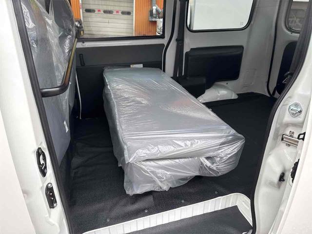 タウンエースバン ＧＬ　４ＷＤ　クリアランスソナー　衝突被害軽減システム　両側スライドドア　オートライト　キーレスエントリー　アイドリングストップ　ＡＴ　ＡＢＳ　ＥＳＣ　エアコン　パワーステアリング　パワーウィンドウ（36枚目）