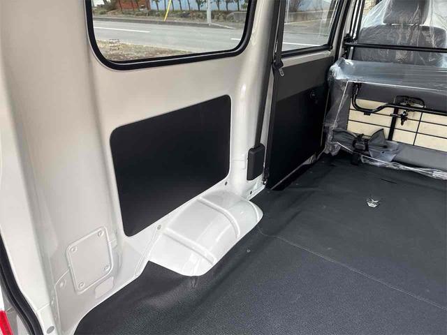 タウンエースバン ＧＬ　４ＷＤ　クリアランスソナー　衝突被害軽減システム　両側スライドドア　オートライト　キーレスエントリー　アイドリングストップ　ＡＴ　ＡＢＳ　ＥＳＣ　エアコン　パワーステアリング　パワーウィンドウ（38枚目）
