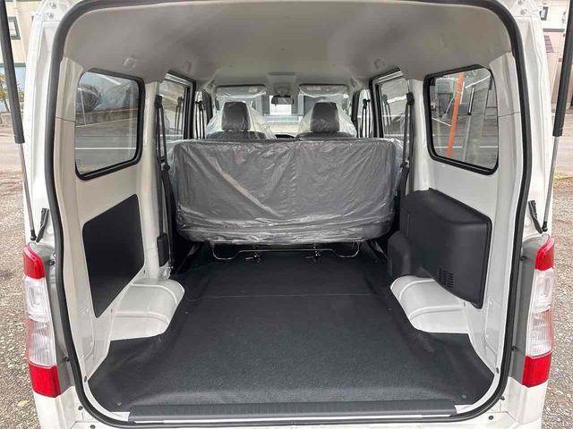 タウンエースバン ＧＬ　４ＷＤ　クリアランスソナー　衝突被害軽減システム　両側スライドドア　オートライト　キーレスエントリー　アイドリングストップ　ＡＴ　ＡＢＳ　ＥＳＣ　エアコン　パワーステアリング　パワーウィンドウ（40枚目）