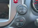 フィット １３Ｇ・スマートセレクション　ファインスタイル　ナビ　アルミホイール　ＨＩＤ　スマートキー　電動格納ミラー　ＣＶＴ　盗難防止システム　衝突安全ボディ　ＡＢＳ　エアコン　パワーステアリング（5枚目）