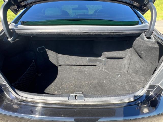 ＬＳ ＬＳ６００ｈ　Ｉパッケージ　４ＷＤ　純正ＨＤＤナビ　バックカメラ　マークレビンソン　ホワイトレザーシート　パワーシート　クルコン　ステアリングヒーター　コーナーセンサー　シートヒーター　エアシート　スマートキー　プッシュスタート（18枚目）