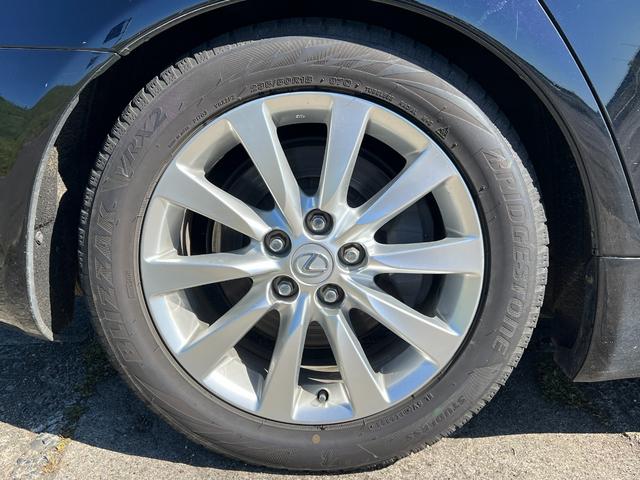 ＬＳ ＬＳ６００ｈ　Ｉパッケージ　４ＷＤ　純正ＨＤＤナビ　バックカメラ　マークレビンソン　ホワイトレザーシート　パワーシート　クルコン　ステアリングヒーター　コーナーセンサー　シートヒーター　エアシート　スマートキー　プッシュスタート（20枚目）