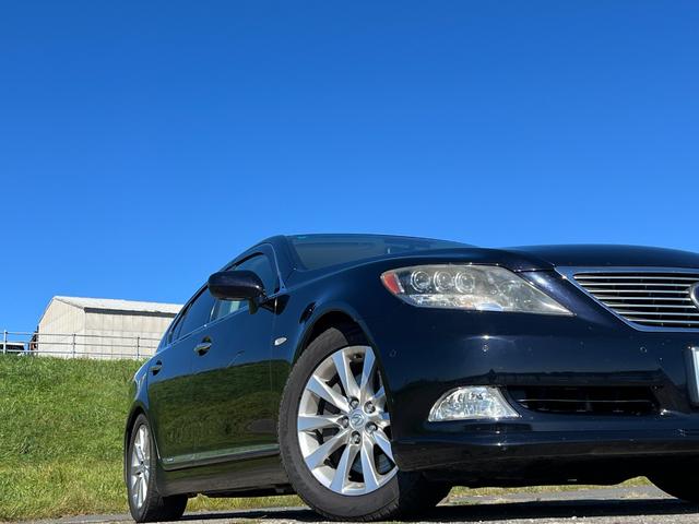 ＬＳ ＬＳ６００ｈ　Ｉパッケージ　４ＷＤ　純正ＨＤＤナビ　バックカメラ　マークレビンソン　ホワイトレザーシート　パワーシート　クルコン　ステアリングヒーター　コーナーセンサー　シートヒーター　エアシート　スマートキー　プッシュスタート（21枚目）