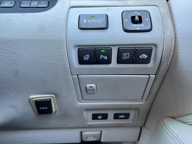 ＬＳ ＬＳ６００ｈ　Ｉパッケージ　４ＷＤ　純正ＨＤＤナビ　バックカメラ　マークレビンソン　ホワイトレザーシート　パワーシート　クルコン　ステアリングヒーター　コーナーセンサー　シートヒーター　エアシート　スマートキー　プッシュスタート（52枚目）