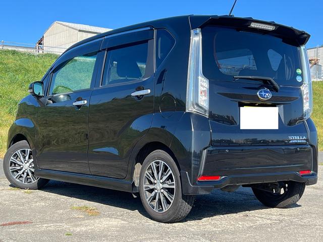 ステラ カスタムＲ　スマートアシスト　４ＷＤ　社外メモリーナビ　ＣＤ　ＤＶＤ　Ｂｌｕｅｔｏｏｔｈ　フルセグＴＶ　スマートアシスト　ＬＥＤヘッドライト　エンジンスターター　全方位カメラ　ＥＴＣ　スマートキー　スペアキー（9枚目）