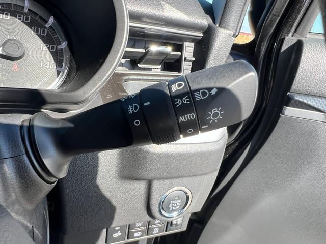 ステラ カスタムＲ　スマートアシスト　４ＷＤ　社外メモリーナビ　ＣＤ　ＤＶＤ　Ｂｌｕｅｔｏｏｔｈ　フルセグＴＶ　スマートアシスト　ＬＥＤヘッドライト　エンジンスターター　全方位カメラ　ＥＴＣ　スマートキー　スペアキー（43枚目）