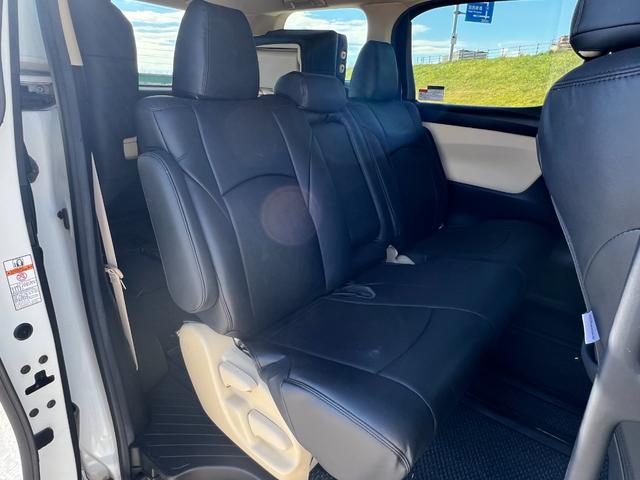 アルファード 2.5X 4WD トヨタセーフティセンス 社外8インチナビ CD DVD Bluetooth バックカメラ フルセグTV フリップダウンモニターLEDヘッドライト エンジンスターター クルーズコントロール(14枚目)