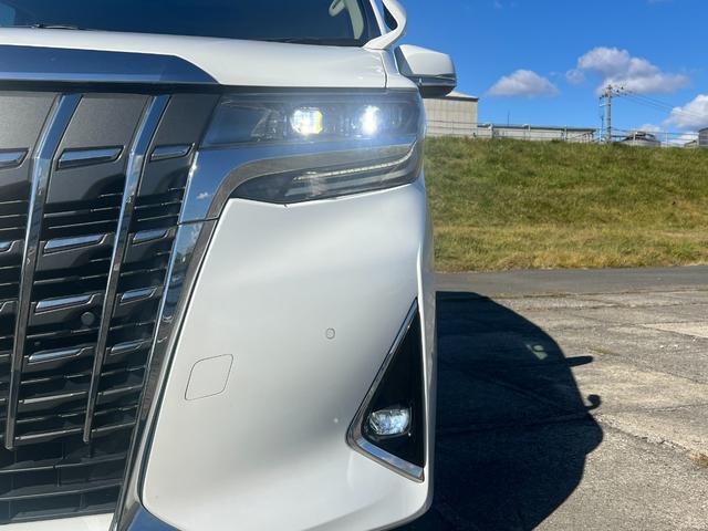 アルファード 2.5X 4WD トヨタセーフティセンス 社外8インチナビ CD DVD Bluetooth バックカメラ フルセグTV フリップダウンモニターLEDヘッドライト エンジンスターター クルーズコントロール(25枚目)