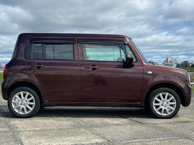 アルトラパン G 4WD 純正オーディオ CD スマートキー プッシュスタート 車検令和9年4月  レベライザー 運転席シートヒーター(4枚目)