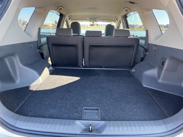 プリウスアルファ Ｓツーリングセレクション　アルパイン８インチメモリーナビ　ＣＤ　ＤＶＤ　フルセグＴＶ　Ｂｌｕｅｔｏｏｔｈ　バックカメラ　寒冷地仕様　ステアリングスイッチ　スマートキー　プッシュスタート　ＨＩＤ　フォグライト　１７インチアルミ（18枚目）