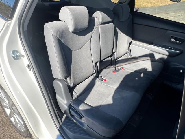 プリウスアルファ Ｓツーリングセレクション　アルパイン８インチメモリーナビ　ＣＤ　ＤＶＤ　フルセグＴＶ　Ｂｌｕｅｔｏｏｔｈ　バックカメラ　寒冷地仕様　ステアリングスイッチ　スマートキー　プッシュスタート　ＨＩＤ　フォグライト　１７インチアルミ（30枚目）