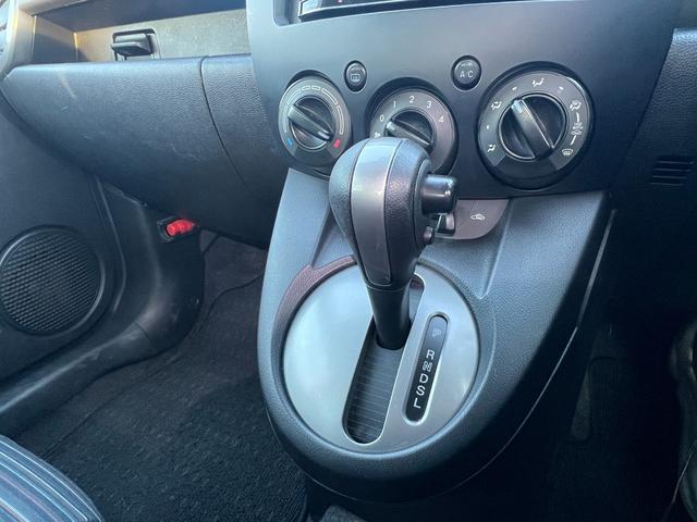 デミオ １３Ｃ　社外ナビ　ＣＤ　Ｂｌｕｅｔｏｏｔｈ　ワンセグＴＶ　キーレスキー　レベライザー　フォグ（11枚目）