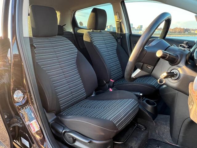 デミオ １３Ｃ　社外ナビ　ＣＤ　Ｂｌｕｅｔｏｏｔｈ　ワンセグＴＶ　キーレスキー　レベライザー　フォグ（13枚目）