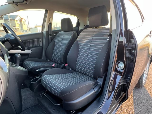 デミオ １３Ｃ　社外ナビ　ＣＤ　Ｂｌｕｅｔｏｏｔｈ　ワンセグＴＶ　キーレスキー　レベライザー　フォグ（29枚目）