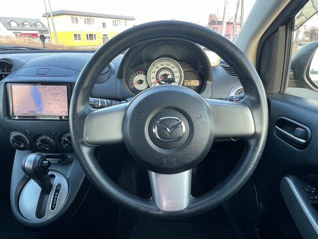 デミオ １３Ｃ　社外ナビ　ＣＤ　Ｂｌｕｅｔｏｏｔｈ　ワンセグＴＶ　キーレスキー　レベライザー　フォグ（38枚目）