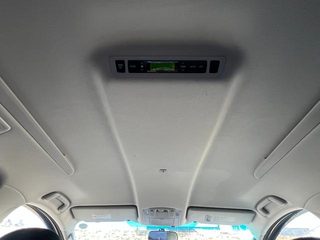 アルファード ２４０Ｓ　４ＷＤ　純正ＨＤＤナビ　ＣＤ　ＤＶＤ　Ｂｌｕｅｔｏｏｔｈ　バックカメラ　フルセグＴＶ　スマートキー　パワースライドドア　ＥＴＣ　ＨＩＤライト　フォグライト（12枚目）