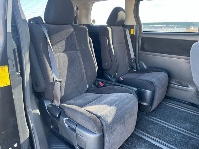 アルファード ２４０Ｓ　４ＷＤ　純正ＨＤＤナビ　ＣＤ　ＤＶＤ　Ｂｌｕｅｔｏｏｔｈ　バックカメラ　フルセグＴＶ　スマートキー　パワースライドドア　ＥＴＣ　ＨＩＤライト　フォグライト（14枚目）