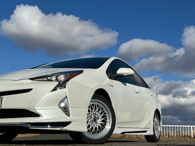 プリウス S 社外8インチナビ CD DVD Bluetooth バックカメラ モデリスタエアロ スマートキー 横滑り防止(22枚目)